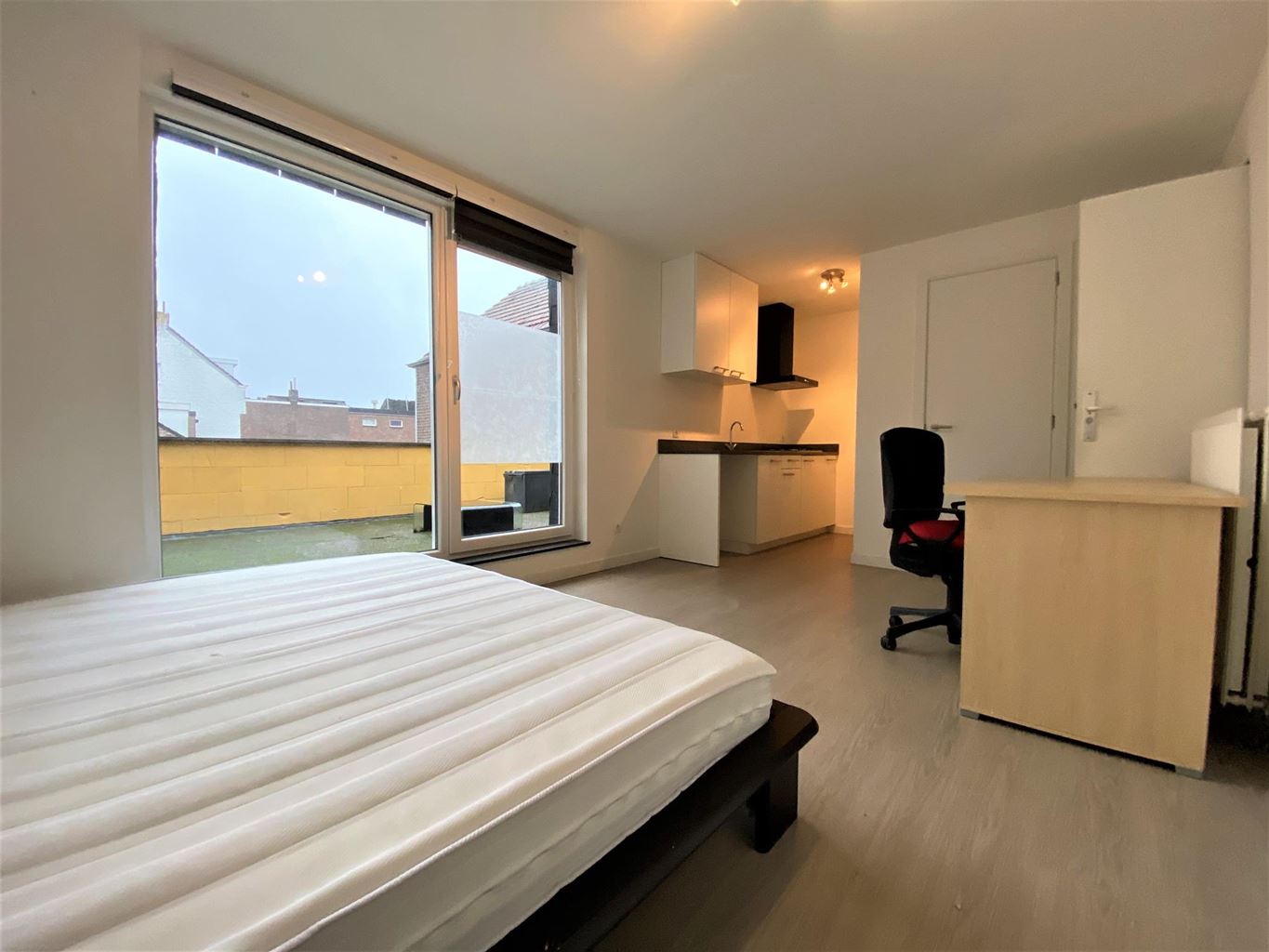 Bekijk foto 1/6 van studio in Maastricht