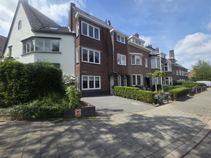 Pastoor Kribsweg, Maastricht, Sint Pieter
