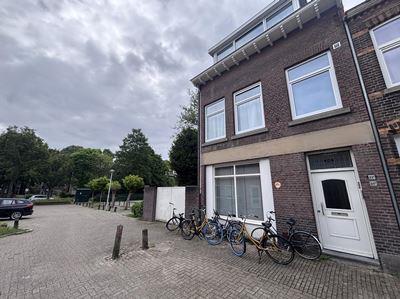 Aert van Trichtweg, Maastricht, Centrum