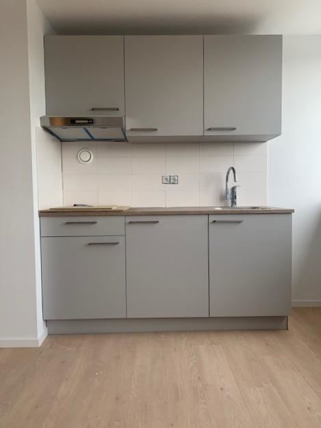 View photo 1/8 of studio in Maastricht